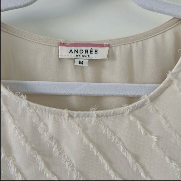 ANDREE BY UNIT | Ruffle Sleeveless Top | Cream | Size M - Picture 3 of 10